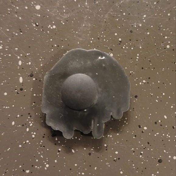 NEW Pride Lips Croc Charm - Picture 2 of 4